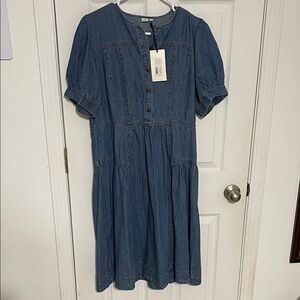 NWT Sweet Salt Denim Dress M; Nursing friendly
